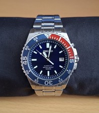 Men’s Seiko 5M62-0A10 (SKA051P1) Kinetic Divers Watch - 100m