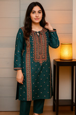 Dark Green Elevate your style with this gorgeous lawn dress 2pc