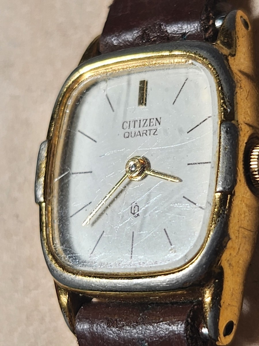vintage lady citizen gold tone analog watch 3220-892488-SMW New