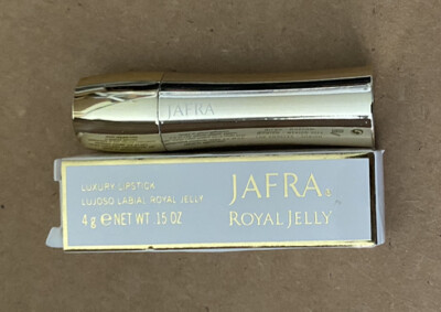 New In Box Jafra Royal Jelly Luxury Lipstick .15 OZ. / 4gr  Coral Chic NIB