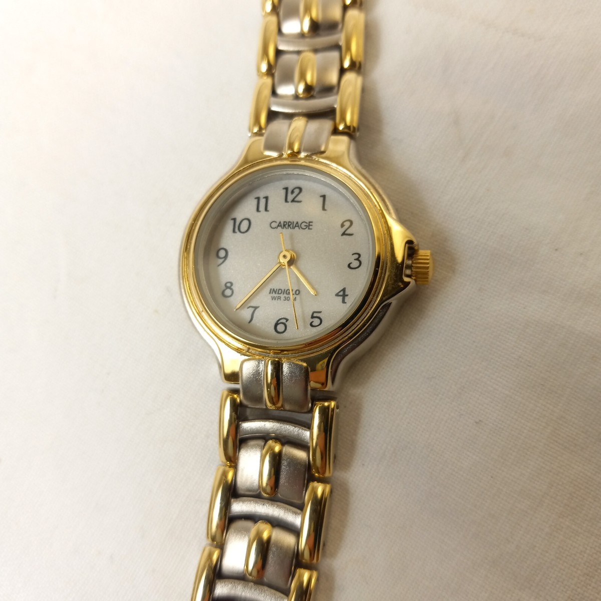 Vintage Carriage Indiglo by Timex Two Tone gold and Silver Watch Vintage Timex Carriage Indiglo 30 M Water Resistant - Gold  main image 3