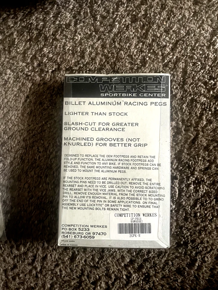 Competition Werkes GP-Footpegs rojo pasajero #2GPk-R Foto 2 de 2