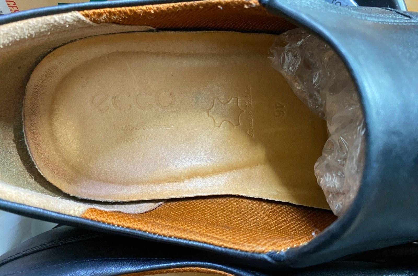 ecco jersey slip on
