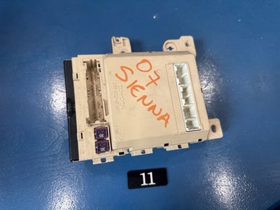 05-10 Toyota Sienna LE 3.5L Cabin Interior Fuse Box Junction Relay Block
