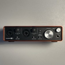 Focusrite Scarlett 2i2 2nd Gen USB Audio Interface 48V Phantom Power