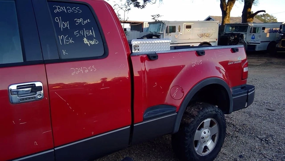 Coolant Reservoir Fits 04-08 FORD F150 PICKUP 1179987 - Image 4 of 4