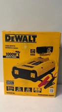 DeWalt DXAEPIP3W 1000W Jobsite Power Inverter Brand New (Battery Not Included)