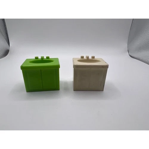 Vintage Fisher Price Little People Family House Collection Toy Bathroom Sinks