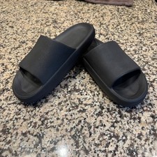 NWOT Victoria Secret PINK Pillow Slides Sandals Waterproof Black Large 9/10