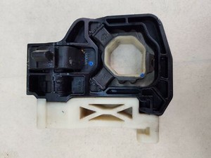 BMW M5 F10 11-16 FAHRERSEITE RECHTS ABSEITS KÜHLERHALTER HALTERUNG TRÄGER 7575248