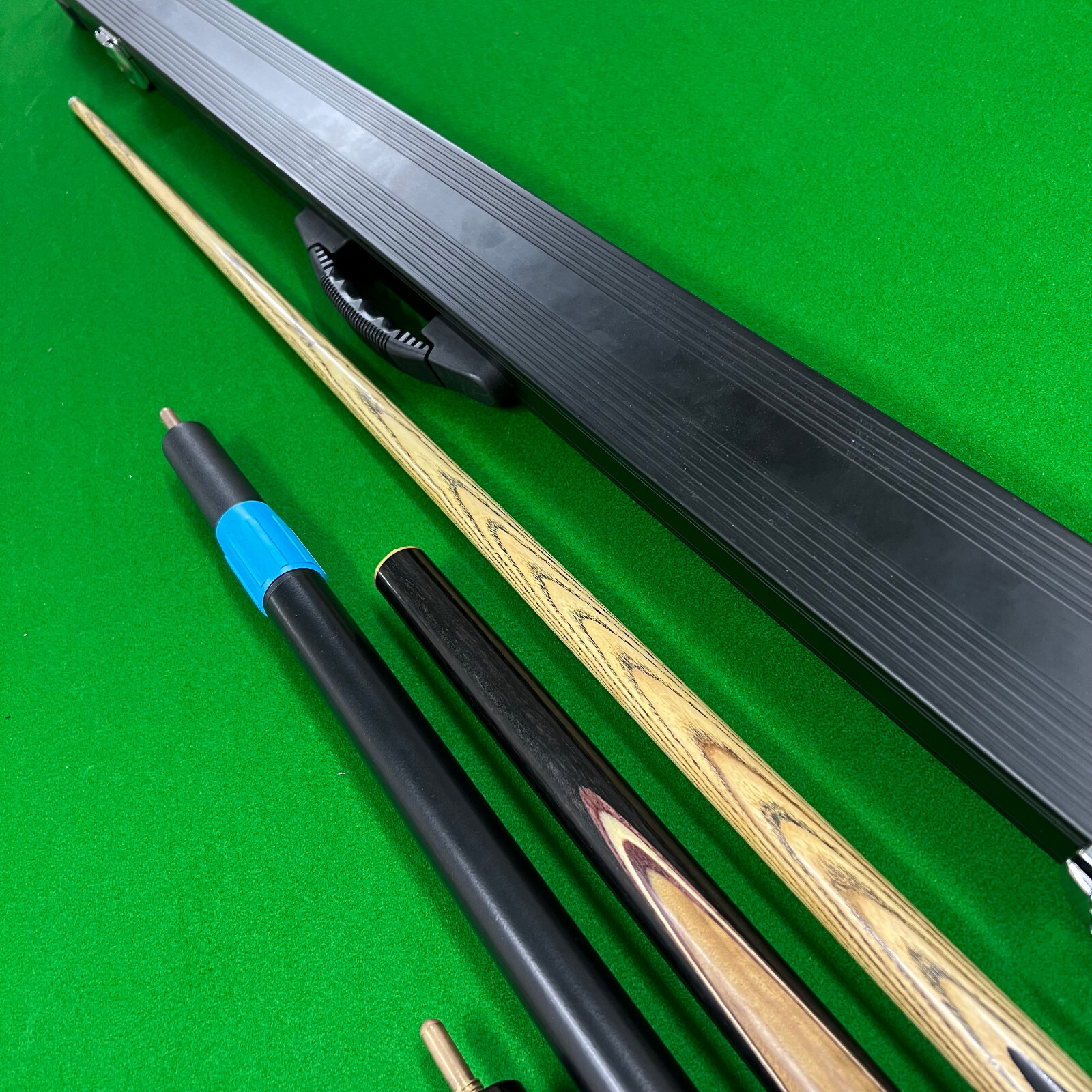 John Parris Supreme 3/4 Snooker Pool Cue, Extensions & Case Set, 9.3mm