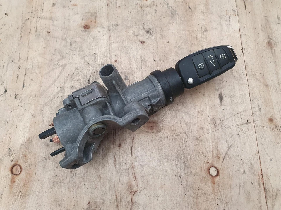 AUDI A4 ENCENDIDO CON LLAVE B7, 1.8, GASOLINA, AUTO T/M, 08/04-07/09 4B0905851M Foto 2 de 4