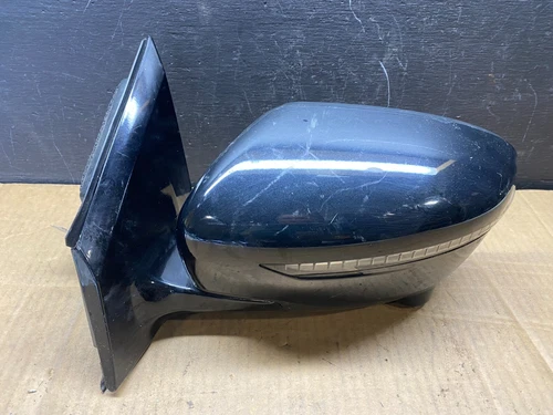 2014 to 2016 Nissan Rogue Left Driver LH Door Mirror W/ Camera D2409 PS
