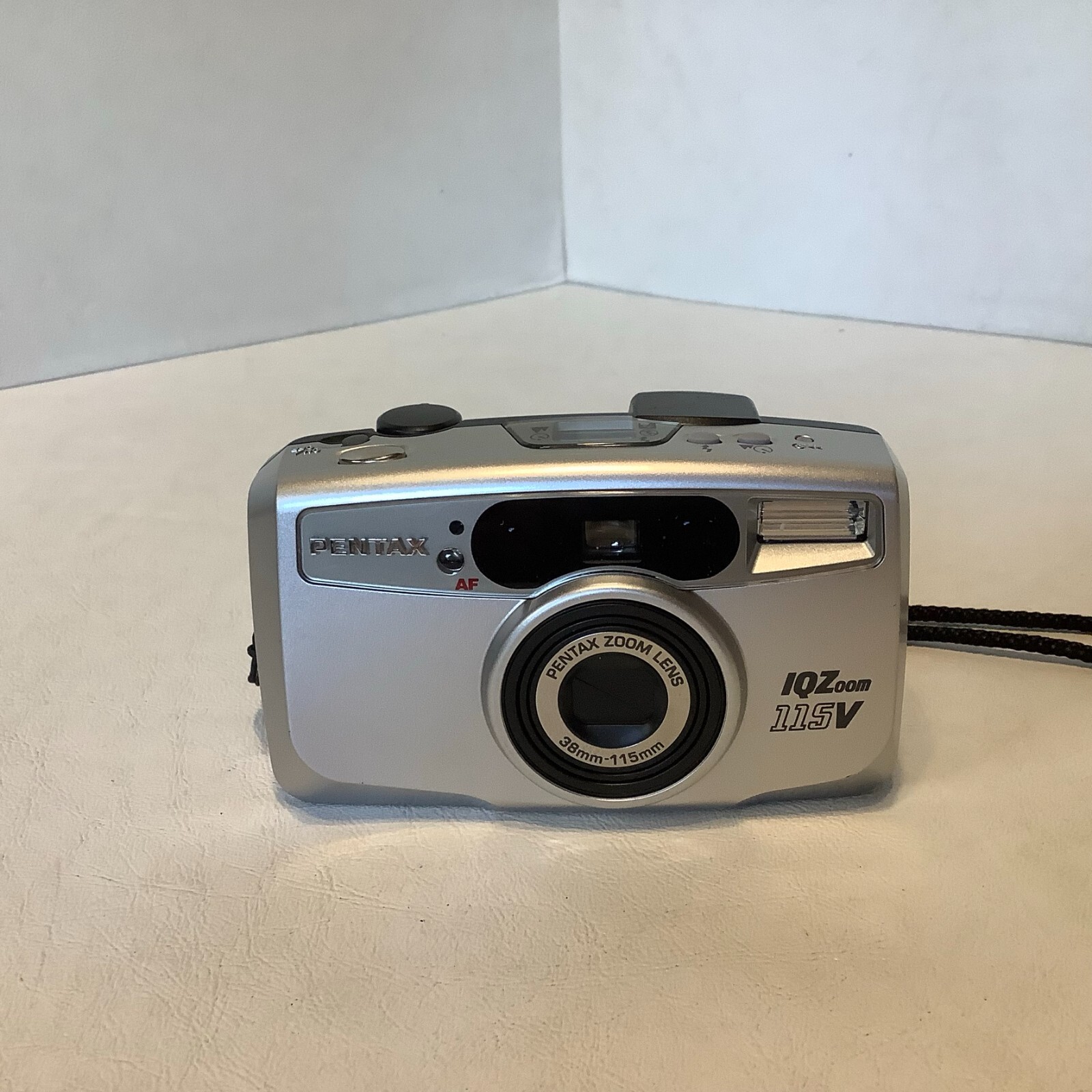 Pentax IQZoom 115V 38mm115mm 35mm Film Camera Silver/Black eBay