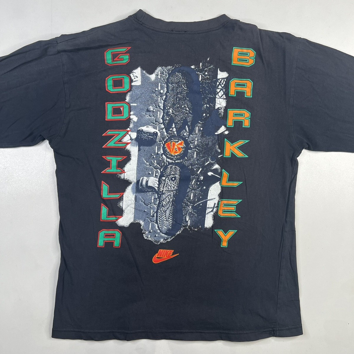 Vintage 90s Nike GODZILLA VS BARKLEY NBA Long Sleeve T Shirt Sz L 
