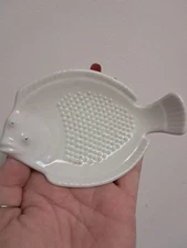 Joyce Chen Fish Shaped Grater Garlic Ginger Wasabi Porcelain 4.5" Long Japan