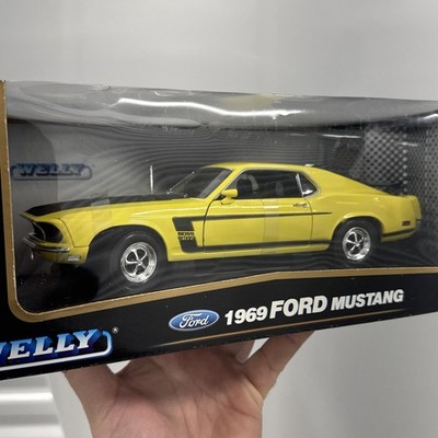 Welly 1:18 1969 Ford Mustang Yellow Diecast 2516W New In Box
