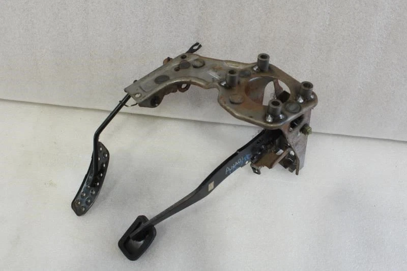 1990 1991 1992 1993 1994 1995 1996 MAZDA MX-5 MIATA ACELERADOR PEDAL FRENO M/T Foto 3 de 4
