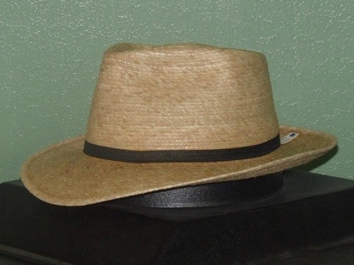SUNBODY OAK GUATEMALAN PALM CASUAL 