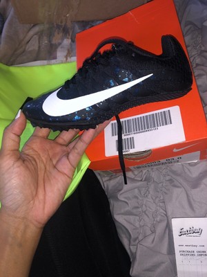 girls running spikes size 3