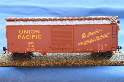 VAGÓN DE CARGA SOLDADO ESCALA HO-WALKERS MAINLINE 910-2263 UNION PACIFIC 40' ACF #125276 | Zustand: New