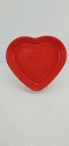 heart BOWL large FIESTA ware SERVING CANDY NUT bowl SCARLET red 26 oz