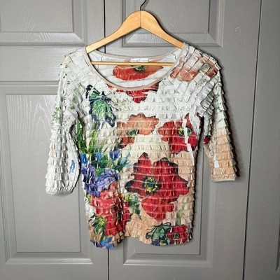 Moa Moa ruffle blouse  Size S 18x23 Flower Butterfly Ruffle Tunic Cottagecore
