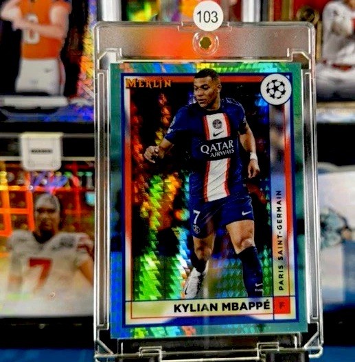 Topps Merlin 2021-22 Kylian Mbappé #103 Refractor Soccer Trading Card