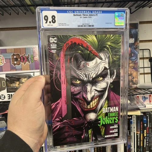 Batman Three Jokers First Variant 2020 Cover 1 A (Crowbar Cover) CGC 9.8! Graded