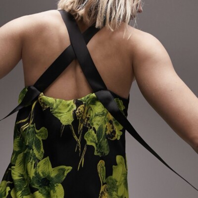 topshop green backless dress New Floral Print Cross Back Long Strap Maxi Black Size 4 complemented by a tie transitional Scalloped Lace Backless Maxi Size:S 8