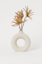 NEW- H&M Home Ceramic Donut Circular Vase Small  8-1/4" in Tall