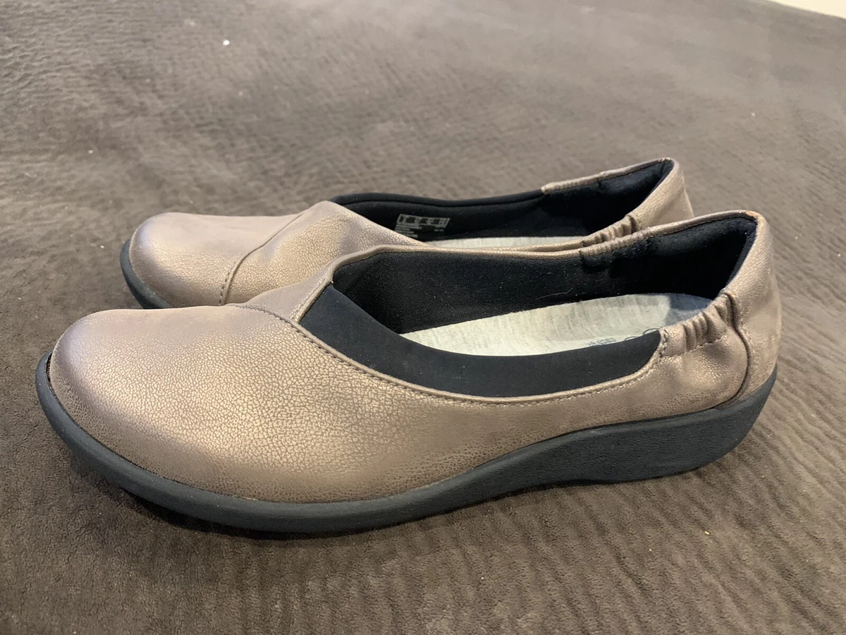 Marquee last Moderat CLARKS CLOUDSTEPPERS WOMEN SIZE 8.5 Taupe SOFT CUSHION SLIP ON SHOES 16712  | eBay