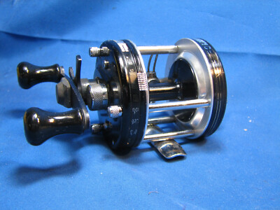 abu Ambassadeur 5001c ジャンク s-l400.jpg