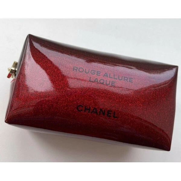 Chanel cosmetic Bag 2021  Chanel cosmetic bag, Chanel cosmetics, Bags