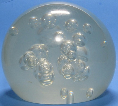 MCM ART Glass Style CLEAR Lucite Acrylic PAPERWEIGHT Controlled BUBBLES OVER 4" - Picture 11 of 12