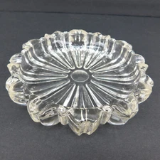 Vtg 6 Slot Crystal 5.5 In Starburst  Cut Clear Glass Cigar Cigarette Ashtray 