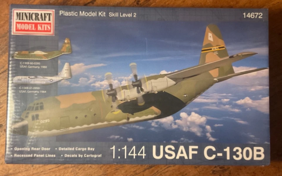 USAF C-130B Minicraft Model Kits | No. 14672 | 1:144