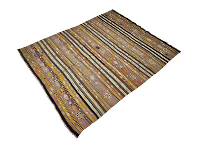 Vintage Turkish Kilim Rug 5.0 x 6.4 ft Handmade Striped Boho Carpet