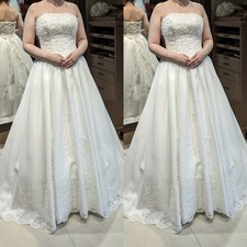 Elegant Wedding Dresses Strapless A Line Lace Appliques Sweep Train Bridal Gowns