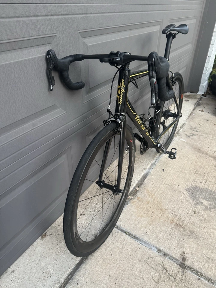 Bicicleta de carretera Alchemy Cycles Helios frenos de llanta de carbono - cremallera de 58 cm, Chris King, FSA Foto 3 de 4