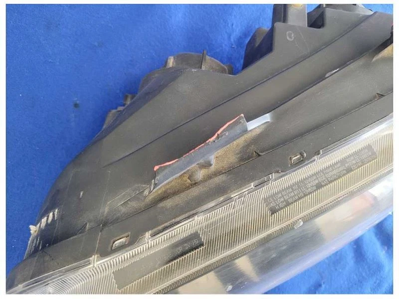 Lámpara de faros delanteros para conductor Pontiac G8 2008-2009 sedán 6,0 L V8 *pestañas de freno* 2529 Foto 2 de 4