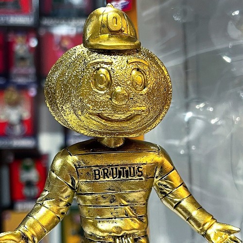 BRUTUS Buckeye Ohio State Buckeyes All-Gold Exclusive NCAA "Mascot" Bobblehead - Picture 4 of 9