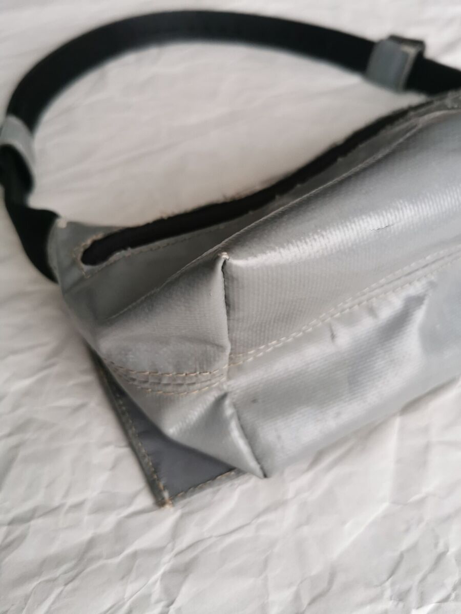 Rare FREITAG F71 LAURA Crossbody Messenger Discontinued Bag Rare FREITAG F71 LAURA Crossbody Messenger Discontinued Bag