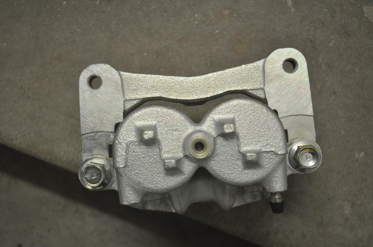 MITSUBISHI PAJERO MONTERO V_W FRONT RIGHT BRAKE CALIPER NEW