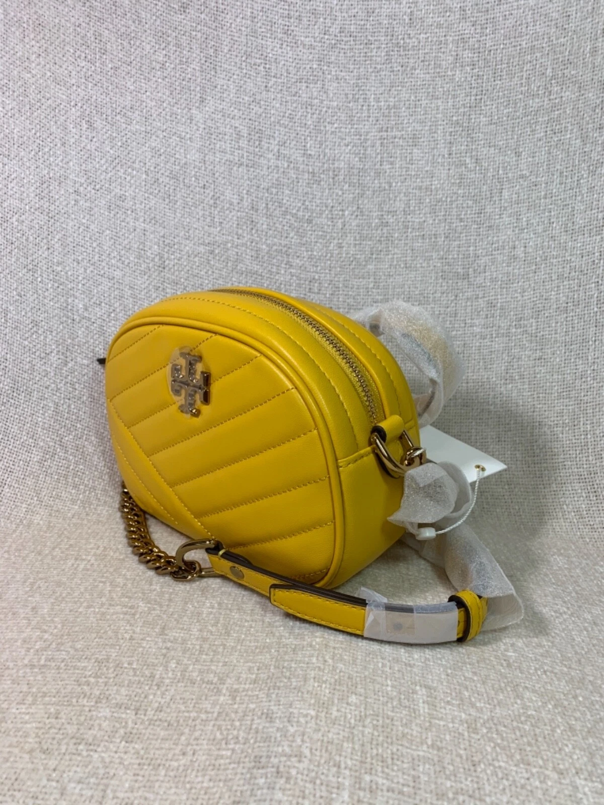 Borsa piccola per fotocamera Tory Burch Goldfi Kira Chevron nuova con etichette $358