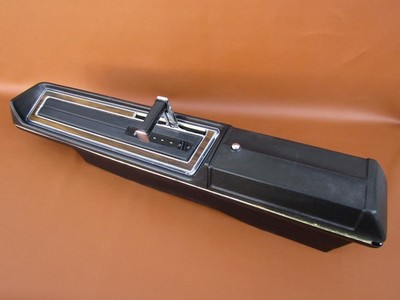 1971-1973 Buick Riviera Nice Complete Orig  Automatic Center Console & Shifter