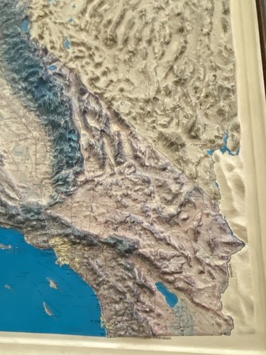 VINTAGE FRAMED 3-D CALIFORNIA TOPOGRAPHICAL RELIEF MAP 1979 KISTLER GRAPHICS - Picture 3 of 19