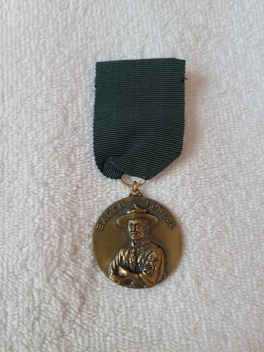 Vintage Boy Scouts Lord Baden Powell 1941 Medal / Pin / Badge