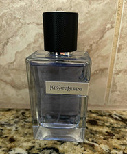 37 rue de Bellechasse Yves Saint Laurent perfume - a fragrância