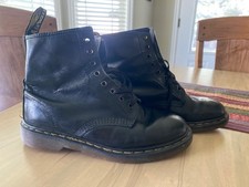 Doc Martens Mens Black Boots Air Wair Vintage Made in England pre 2003